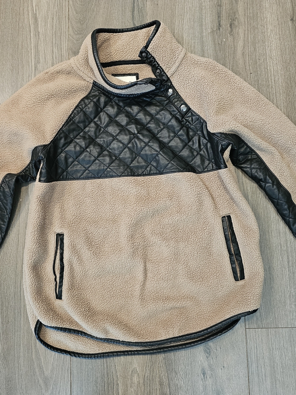 Abercrombie & Fitch Tan Teddy Pullover with Black Quilted Detail